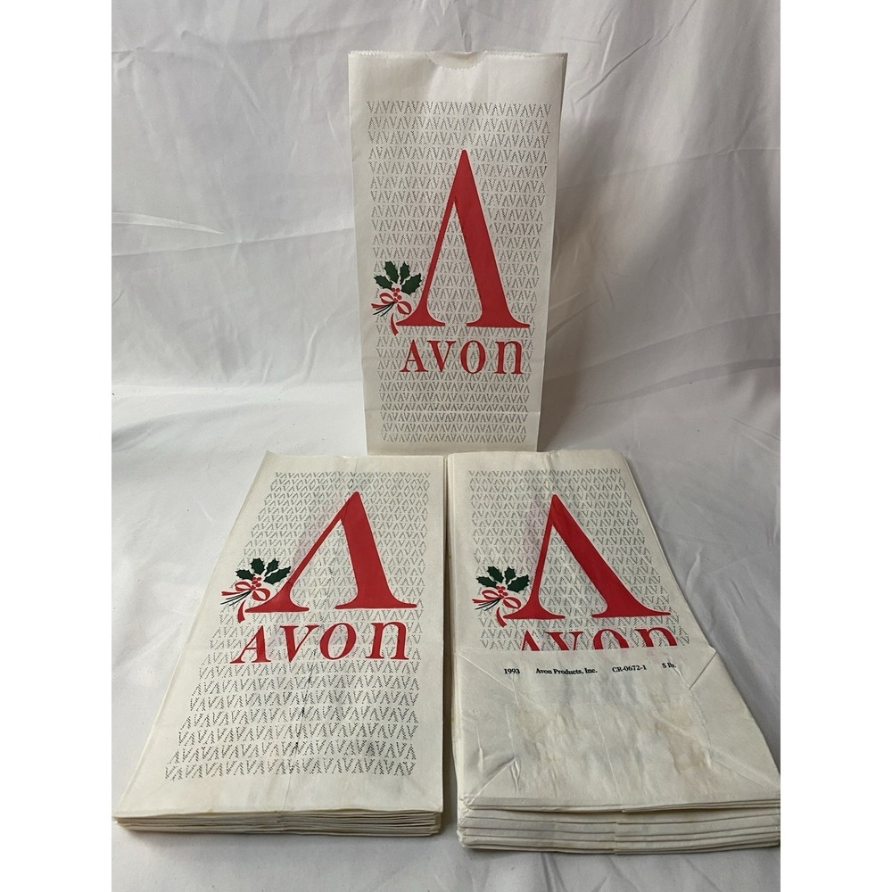 25 Vintage Avon 1993 Christmas Paper Bags 11 X 5.5 Inches. Read Description